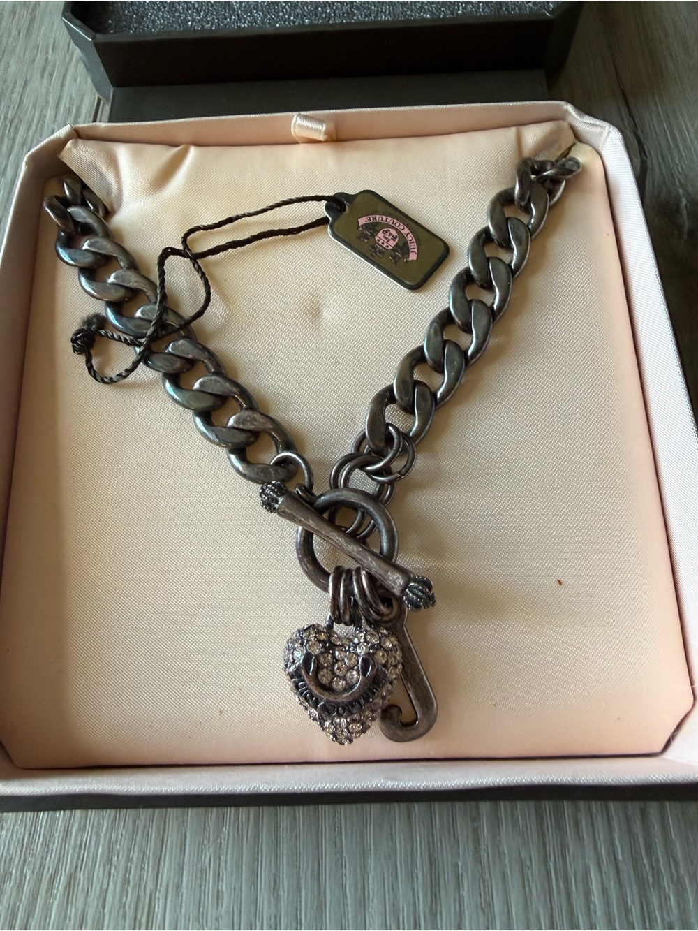 Authentic Juicy Couture Y2K “Starter Necklace”